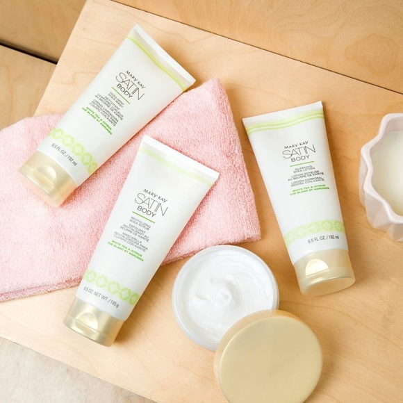 Make-up, body care and face care - Picture 3 of 3